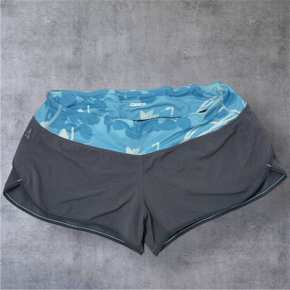 Lululemon Running‎ Shorts Athletic Gray Blue Floral Size 10